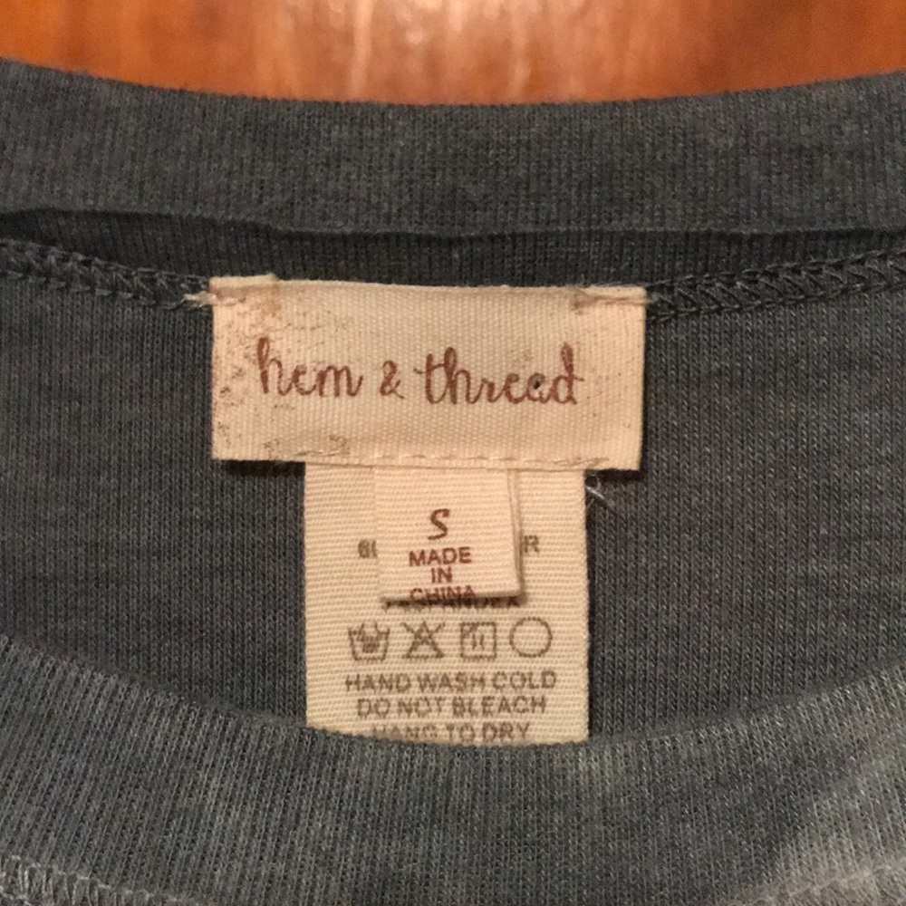 Blouse - Picture 2 of 3